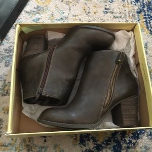Diba Brown Booties